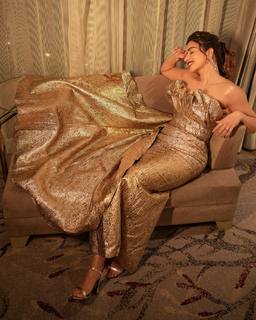 Shama Sikander feet photo 6