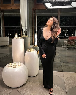 Shama Sikander feet photo 5
