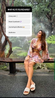 Shama Sikander feet photo 7
