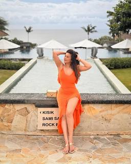 Shama Sikander feet photo 1