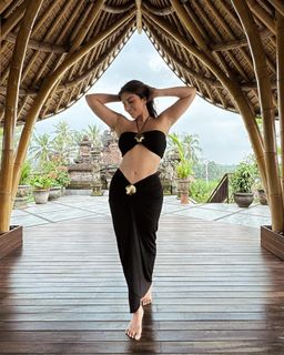 Shama Sikander feet photo 17