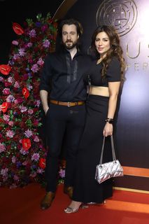 Shama Sikander feet photo 17