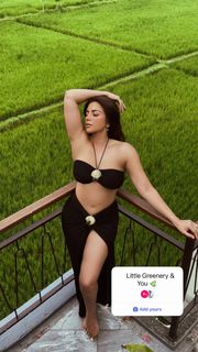 Shama Sikander feet photo 3