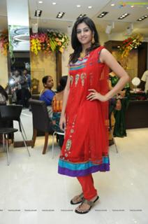 Shamili feet photo 8
