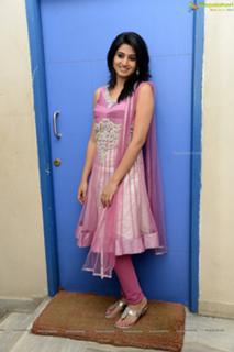Shamili feet photo 14