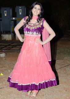 Shamili feet photo 6