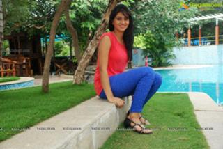 Shamili feet photo 1