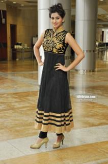 Shamili feet photo 6