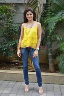 Shamita Shetty feet photo thumbnail
