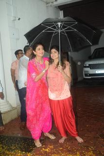 Shamita Shetty feet photo thumbnail