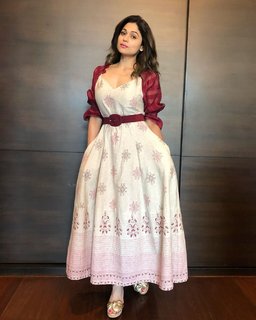 Shamita Shetty feet photo thumbnail