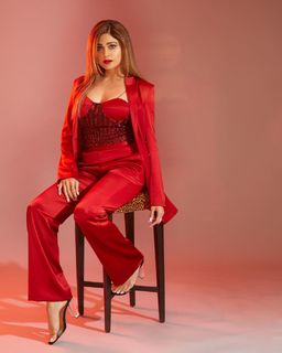 Shamita Shetty feet photo thumbnail