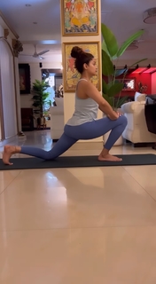 Shamita Shetty feet photo thumbnail
