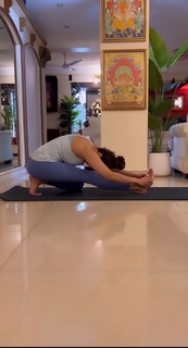 Shamita Shetty feet photo thumbnail