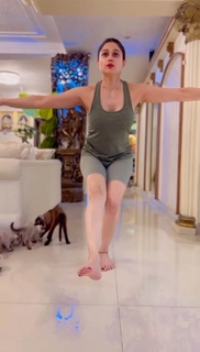 Shamita Shetty feet photo thumbnail