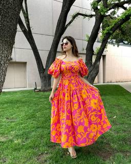 Shamita Shetty feet photo thumbnail