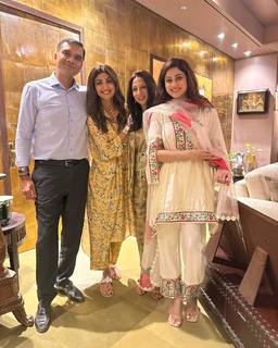 Shamita Shetty feet photo thumbnail