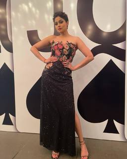 Shamita Shetty feet photo thumbnail