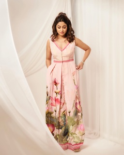 Shamita Shetty feet photo thumbnail