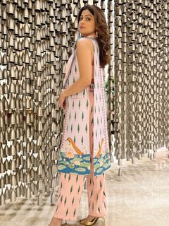 Shamita Shetty feet photo thumbnail