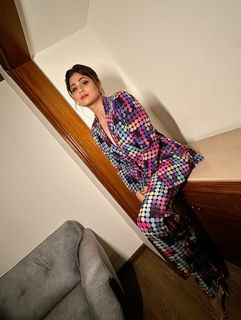 Shamita Shetty feet photo thumbnail