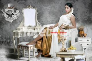 Shamna Kasim feet photo thumbnail
