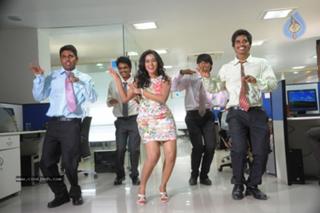 Shamna Kasim feet photo thumbnail