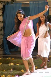 Shamna Kasim feet photo thumbnail