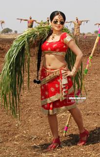 Shamna Kasim feet photo thumbnail