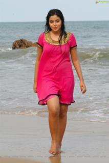 Shamna Kasim feet photo thumbnail