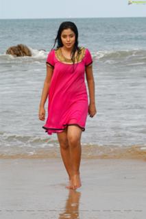Shamna Kasim feet photo thumbnail