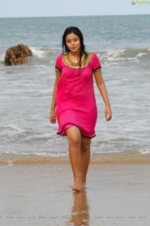 Shamna Kasim feet photo thumbnail