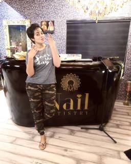 Shamna Kasim feet photo thumbnail