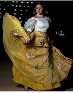 Shamna Kasim feet photo thumbnail