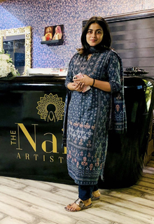 Shamna Kasim feet photo thumbnail