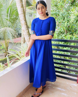 Shamna Kasim feet photo thumbnail