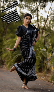 Shamna Kasim feet photo thumbnail