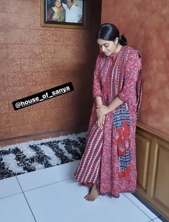 Shamna Kasim feet photo thumbnail