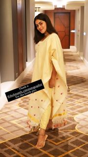 Shamna Kasim feet photo thumbnail