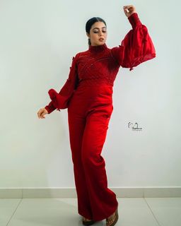 Shamna Kasim feet photo thumbnail