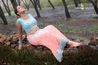 Shamna Kasim feet photo thumbnail