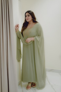 Shamna Kasim feet photo thumbnail