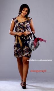 Shamna Kasim feet photo thumbnail