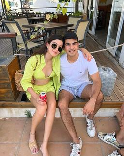 Shanaya Kapoor feet photo thumbnail