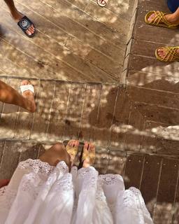 Shanaya Kapoor feet photo thumbnail