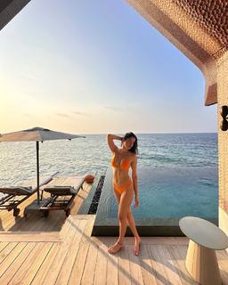 Shanaya Kapoor feet photo thumbnail