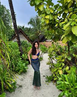 Shanaya Kapoor feet photo thumbnail