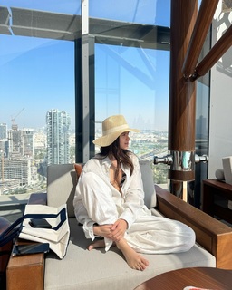 Shanaya Kapoor feet photo thumbnail