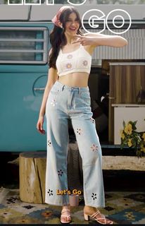 Shanaya Kapoor feet photo thumbnail