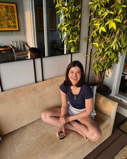 Shanaya Kapoor feet photo thumbnail